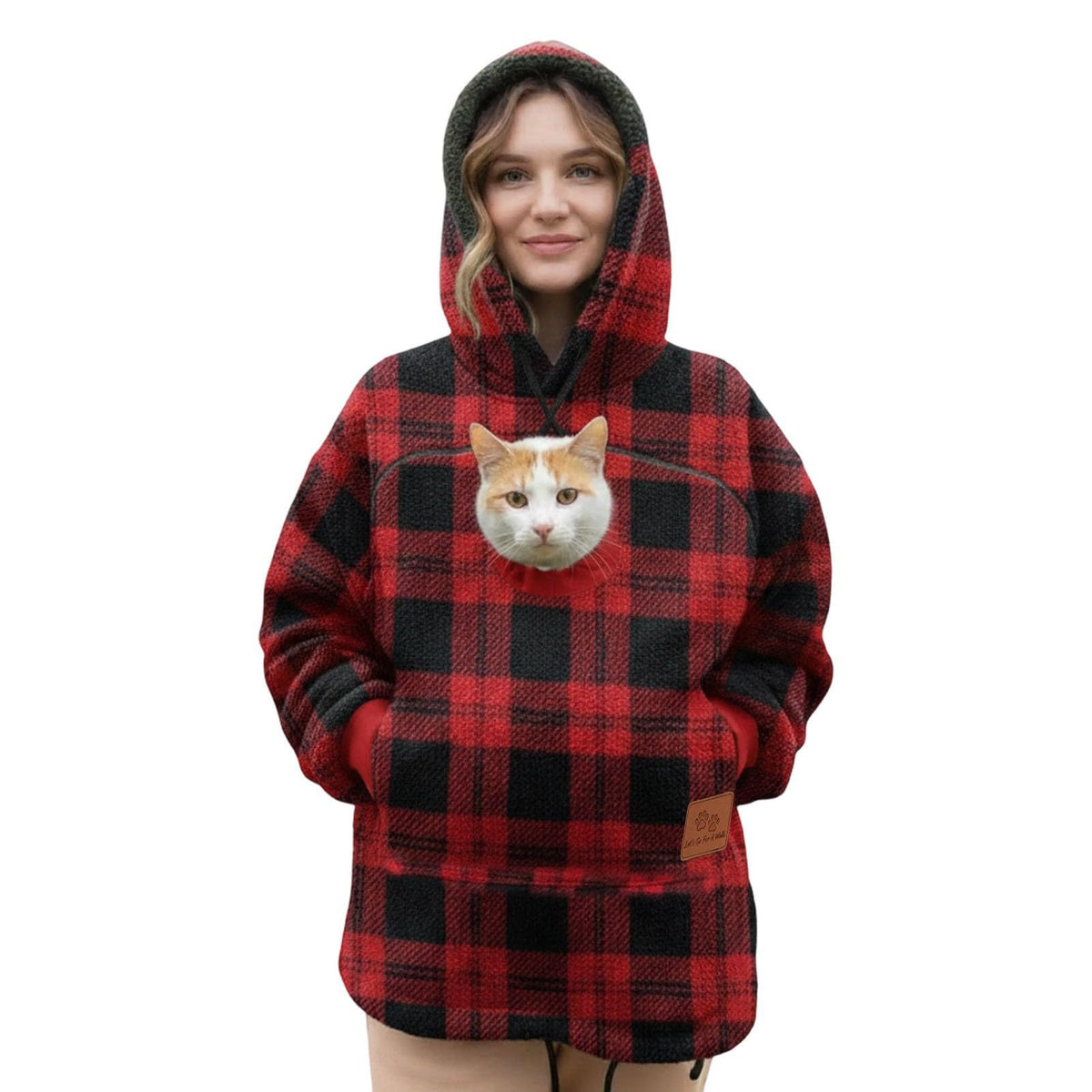 Sudadera Kangapaw cuadros rojos con gato asomando por la ventana